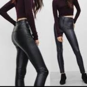 ARITZIA Wilfred Free High Waisted Un-Real‎ Leather Pants Size 2 Black